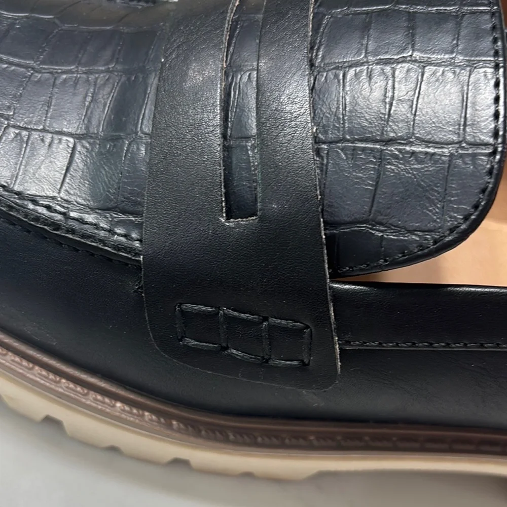 Journee Collection Black Crocodile Embossed Loafers